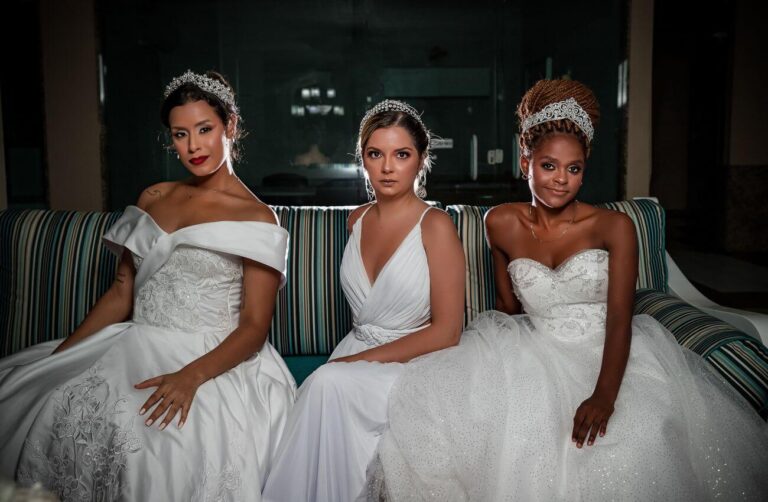 biała sukienka na wesele